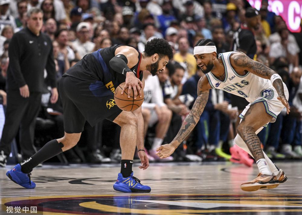 在这场焦点 在这场焦点