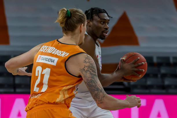 而对于年轻 而对于年轻