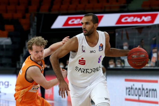 期待更多的 期待更多的