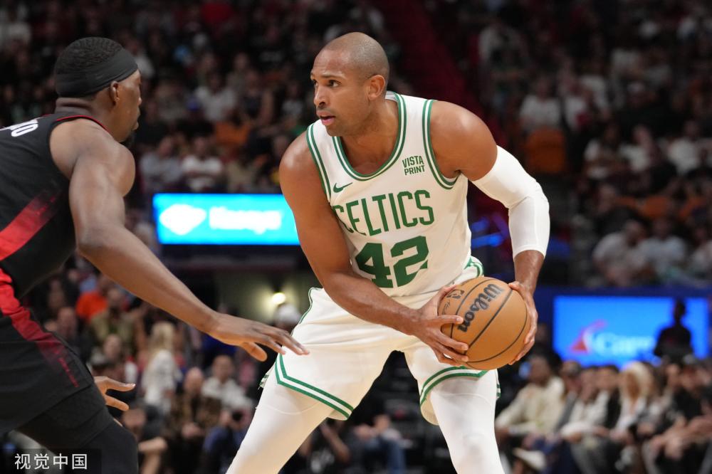 得格外紧张 得格外紧张